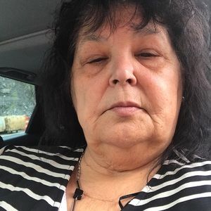 Meet your Posher, Linda